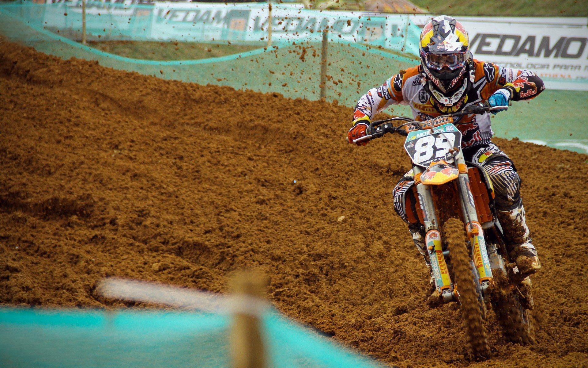 足彩网直播官方-泰伦·卢赛后反思，东契奇伤退成转折点，球队松懈致风格迷失